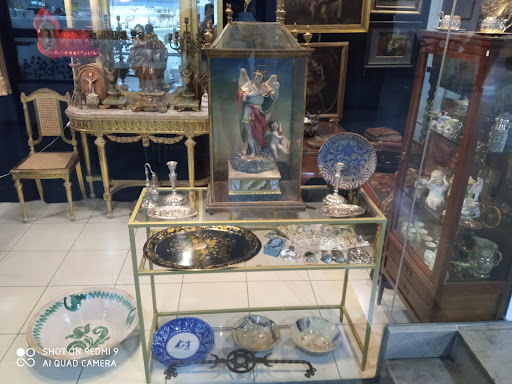 Antigüedades Motecu - antiguedades Córdoba -compra/venta antiguedades y plata