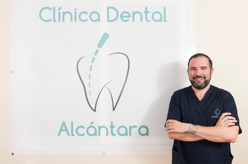 Clínica Dental Alcántara